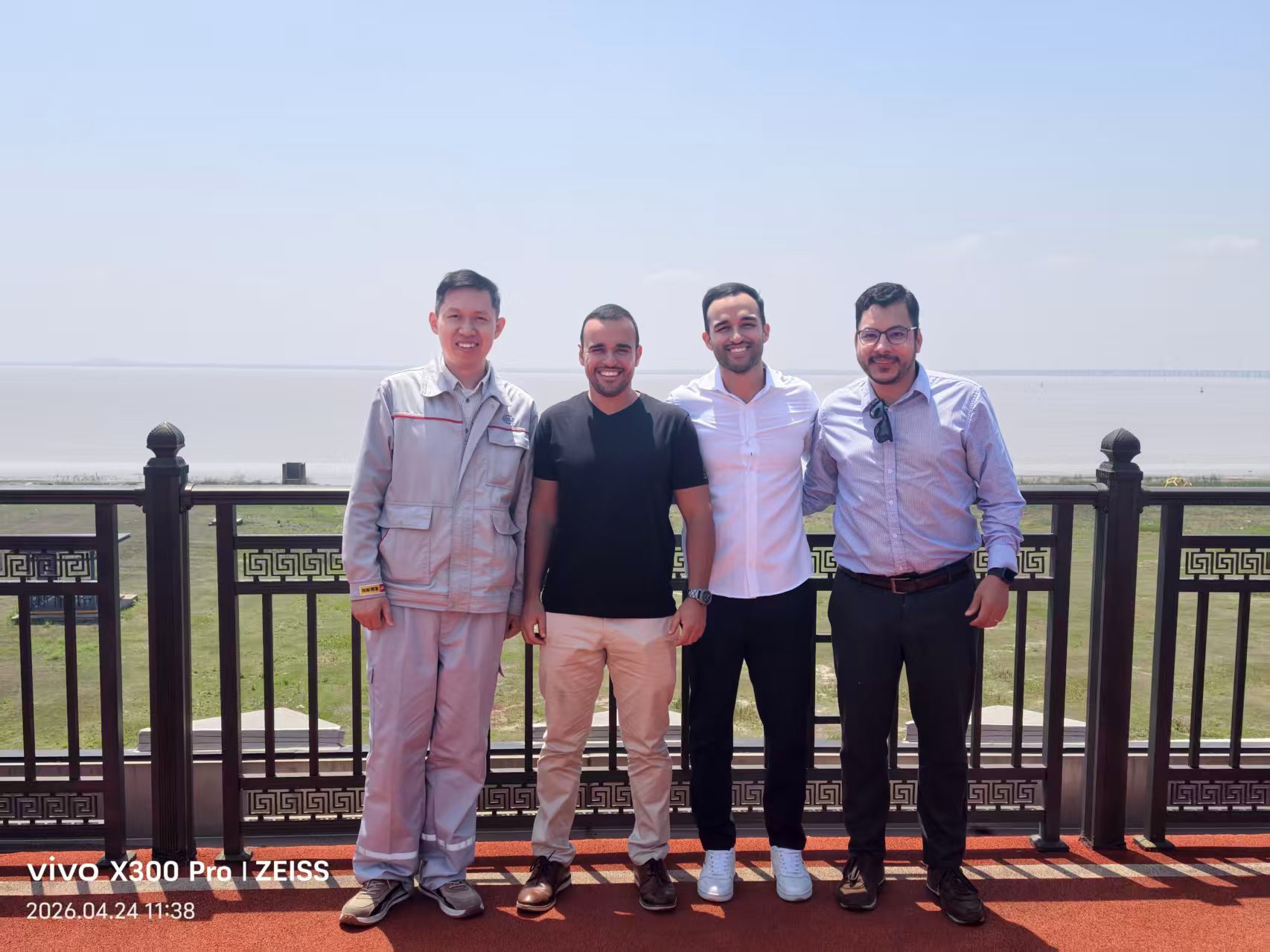 Encontro com parceiros de negócios durante visita na China